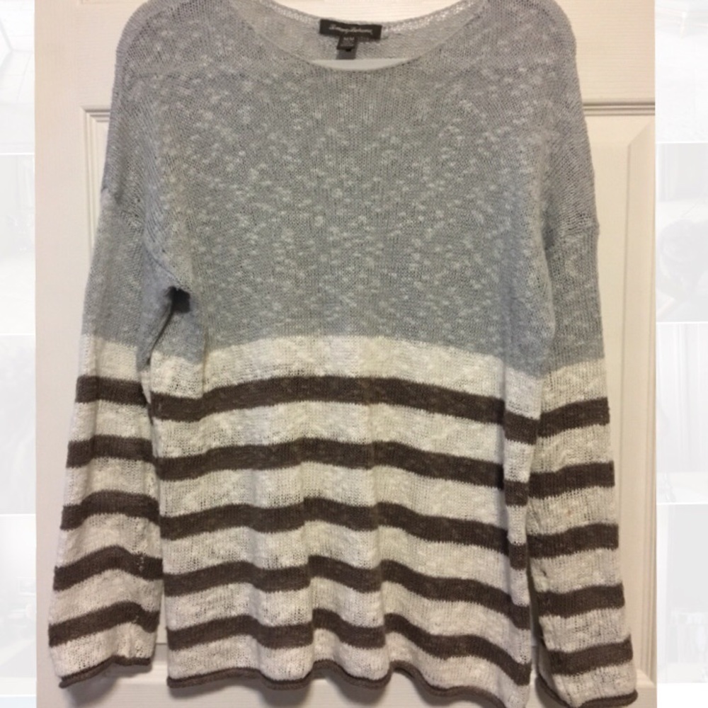 Tommy Bahama Light Sweater